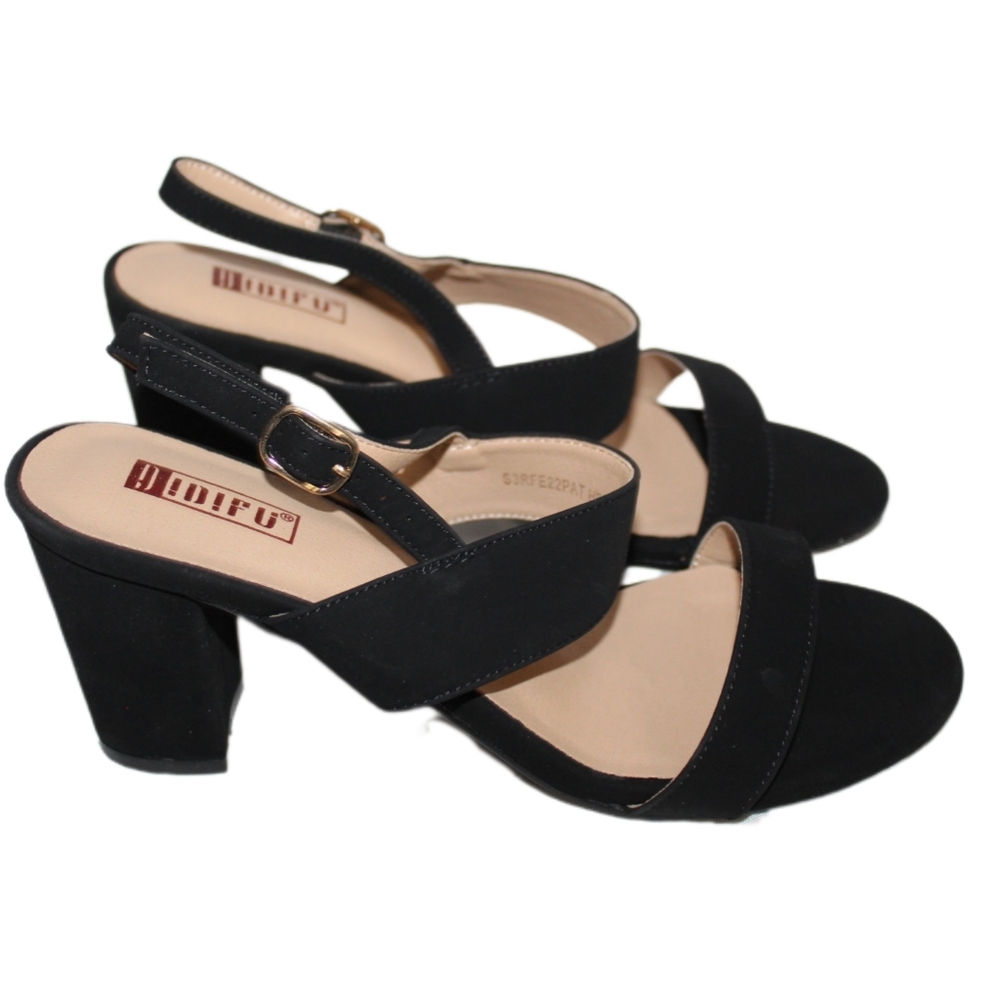 Elegant Black Block Heel Sandals - Picture 12 of 16